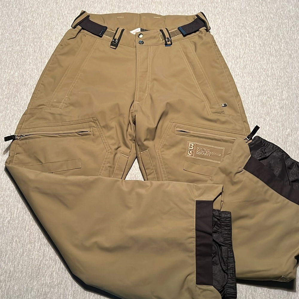 *NWOT* Bonfire Snowboarding Evolution Classic Fit Pants